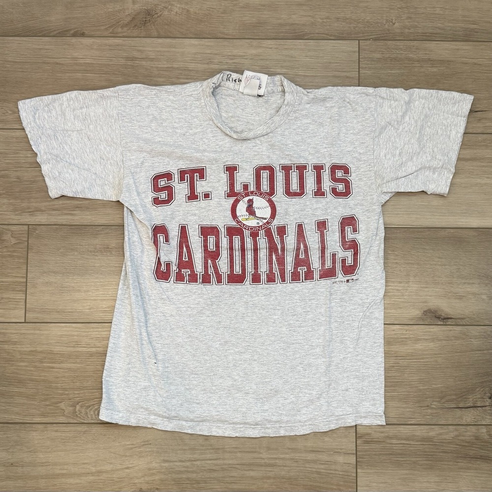 Vintage 1997 St Louis Cardinals Gray Distressed T-Shirt Adult Medium 90s VTG Tee
